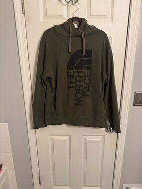 The Northface Men’s Sz. Lg. Hoodie